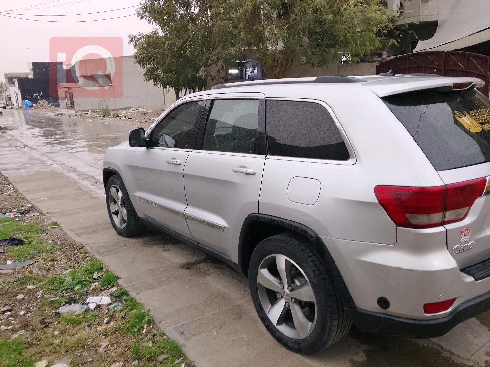 جيب جراند شيروكي